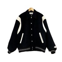 el conductorH MELTON PEAL PIPING VARSITY JKT BK