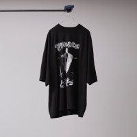 【予約発売（2025年2月〜4月入荷予定）】BODYSONG.  25SS　BS250001 TEE/PHOTOCHROMIC/OHIANA　BLACK