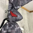 画像2: 【2月28日まで期間限定20%OFF】beauty:beast　PIXEL CAMOUFLAGE RABBIT PACK　BLACK (2)